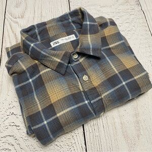 Zara Casual plaid Blue and Tan Checkered long sleeve button down Shirt